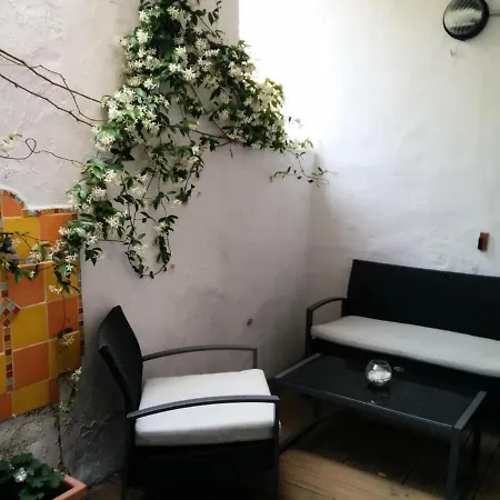 2 Pieces 4 Personnes Plein Centre 78359 Antibes